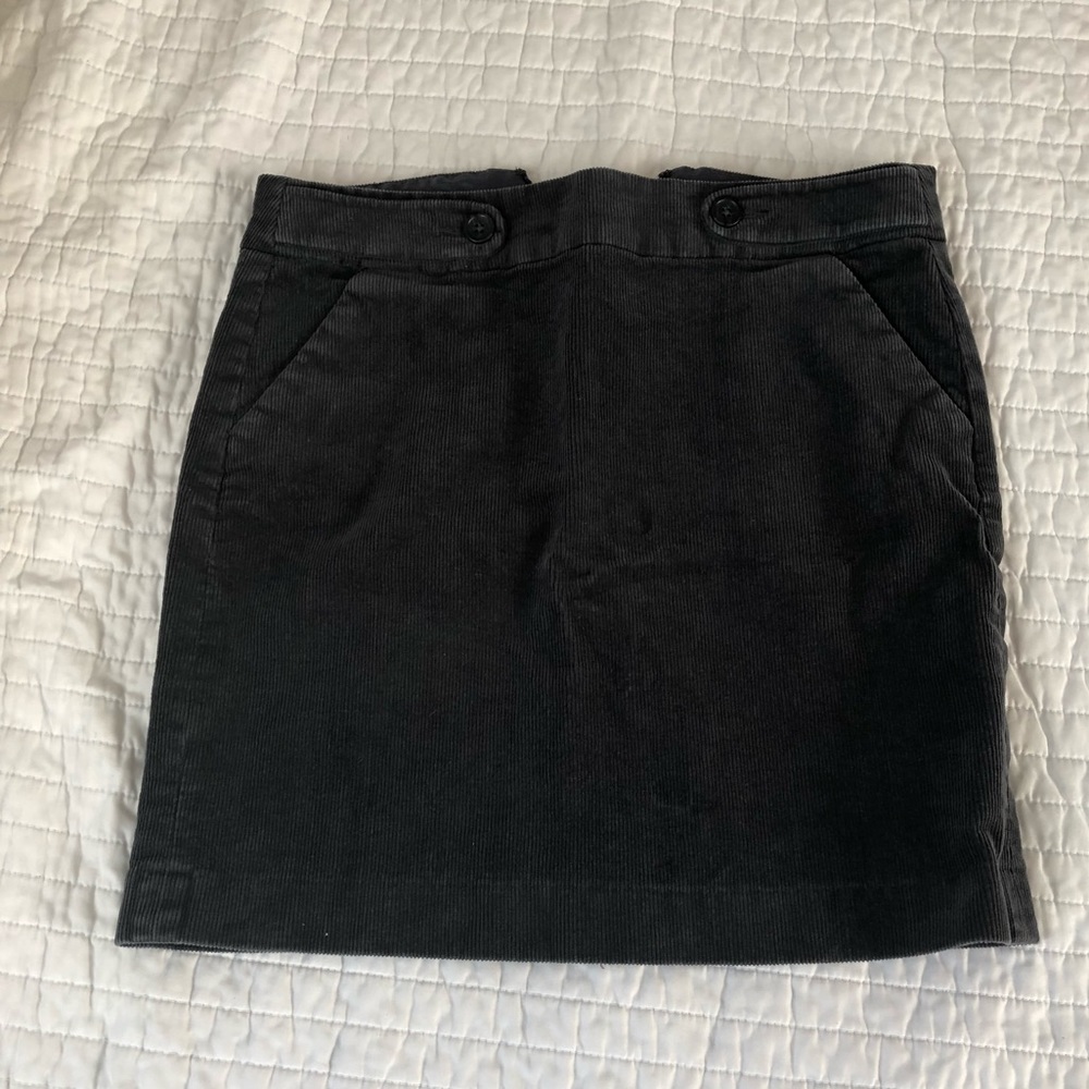 Banana Republic corduroy mini skirt, size 4
